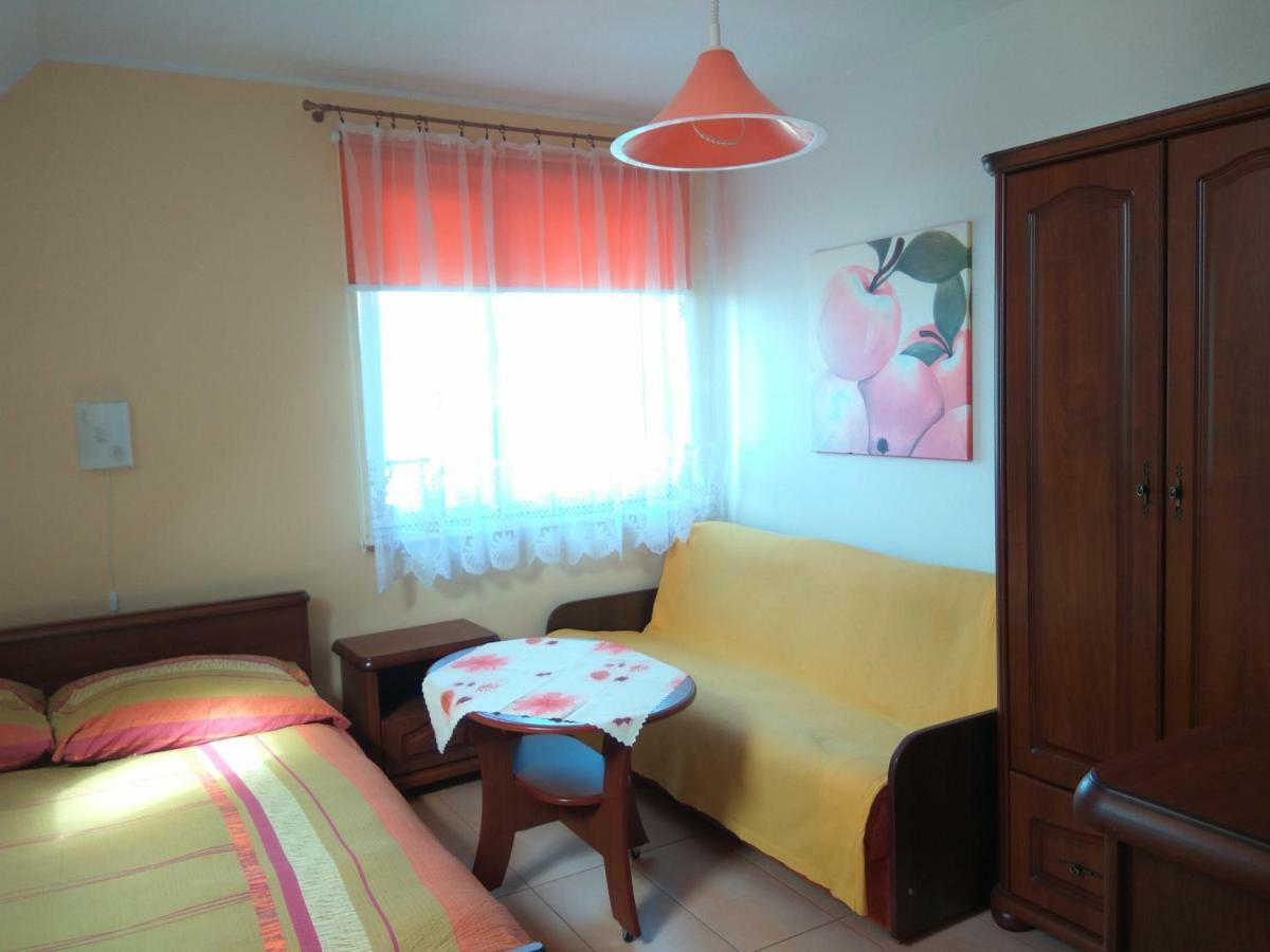 Ferienwohnung Anna Misiuk Pokoje Jarosławiec Exterior foto