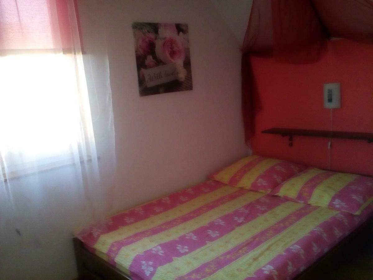 Ferienwohnung Anna Misiuk Pokoje Jarosławiec Exterior foto